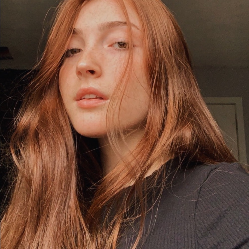 Meet your Posher, Danielle
